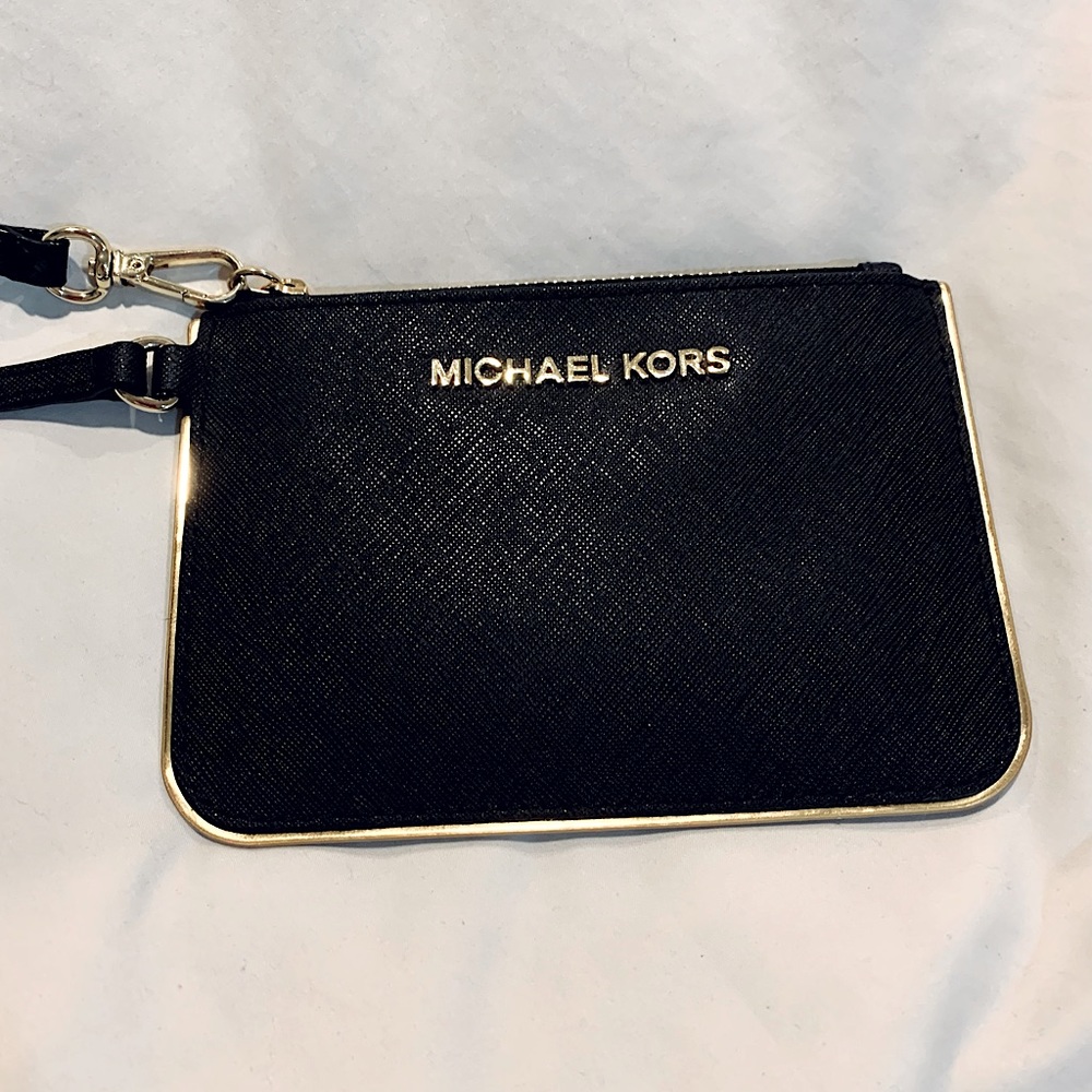 Michael Kors Wristlet